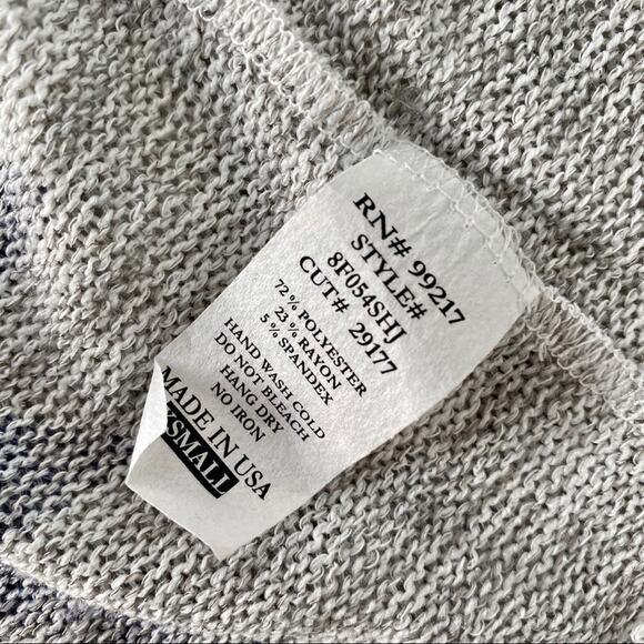 MOA MOA Womens USA Made Tribal Printed Lightweight Hooded Cardigan Sweater XS - Picture 4 of 6